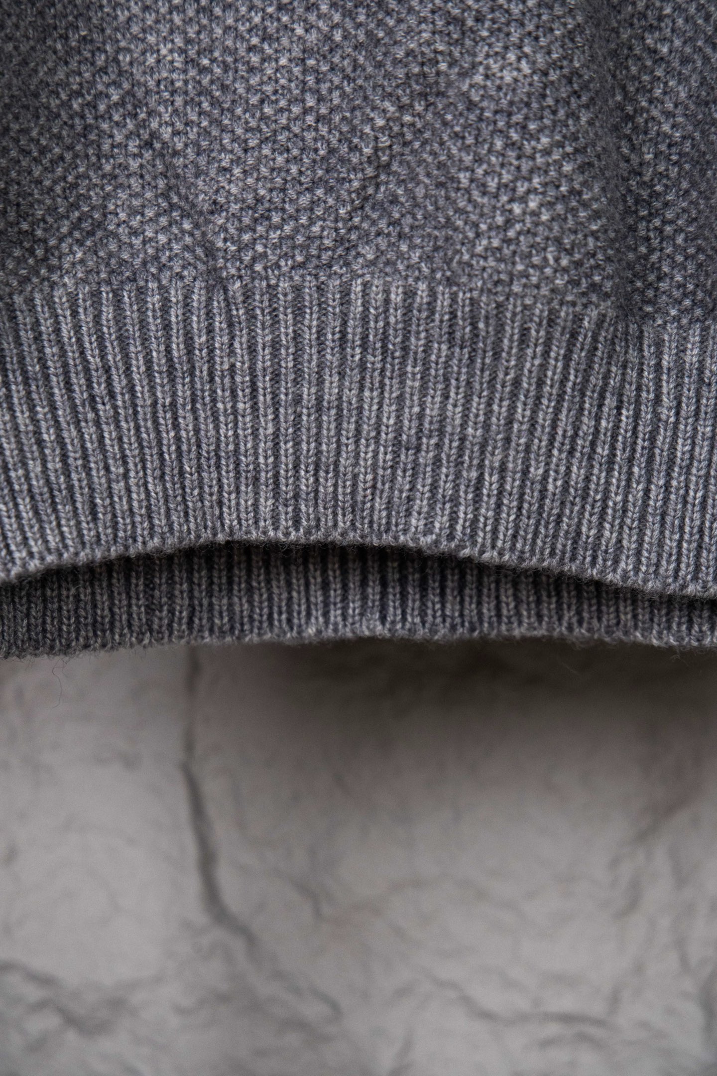 Chrome Hearts/克罗心25ss马蹄十字架刺绣插肩毛衣黑灰色