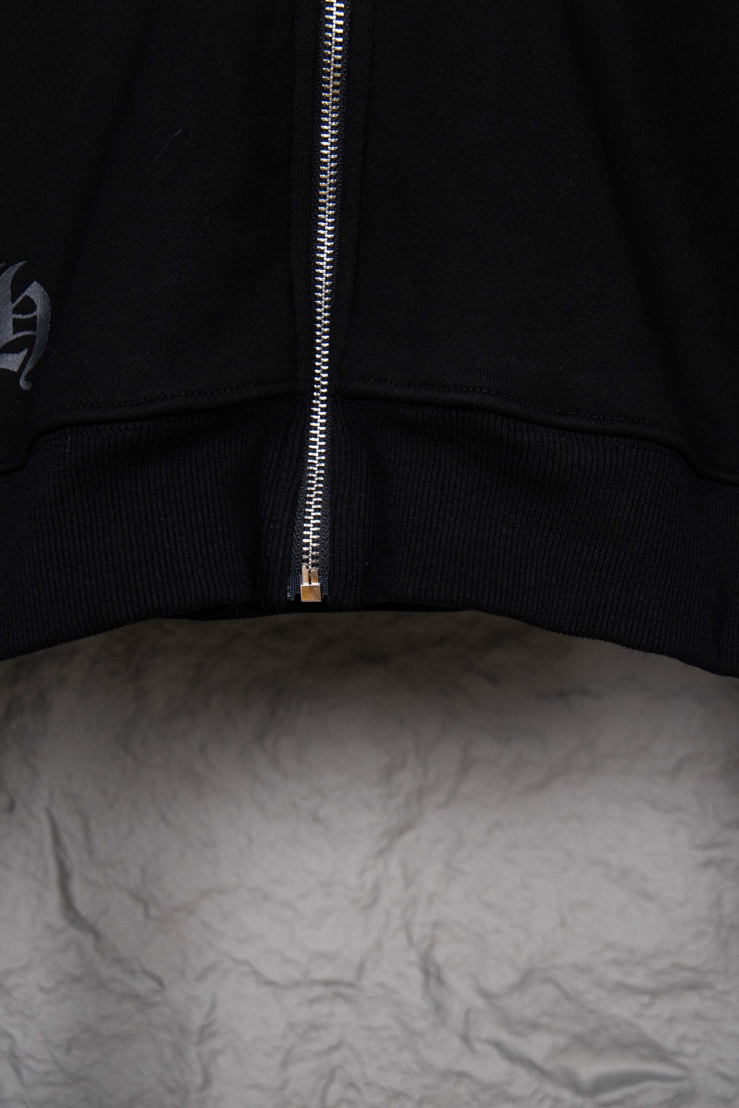 Chrome Hearts/克罗心 25ss 花臂马蹄连帽外套 梵文字母藤花十字马蹄连帽卫衣