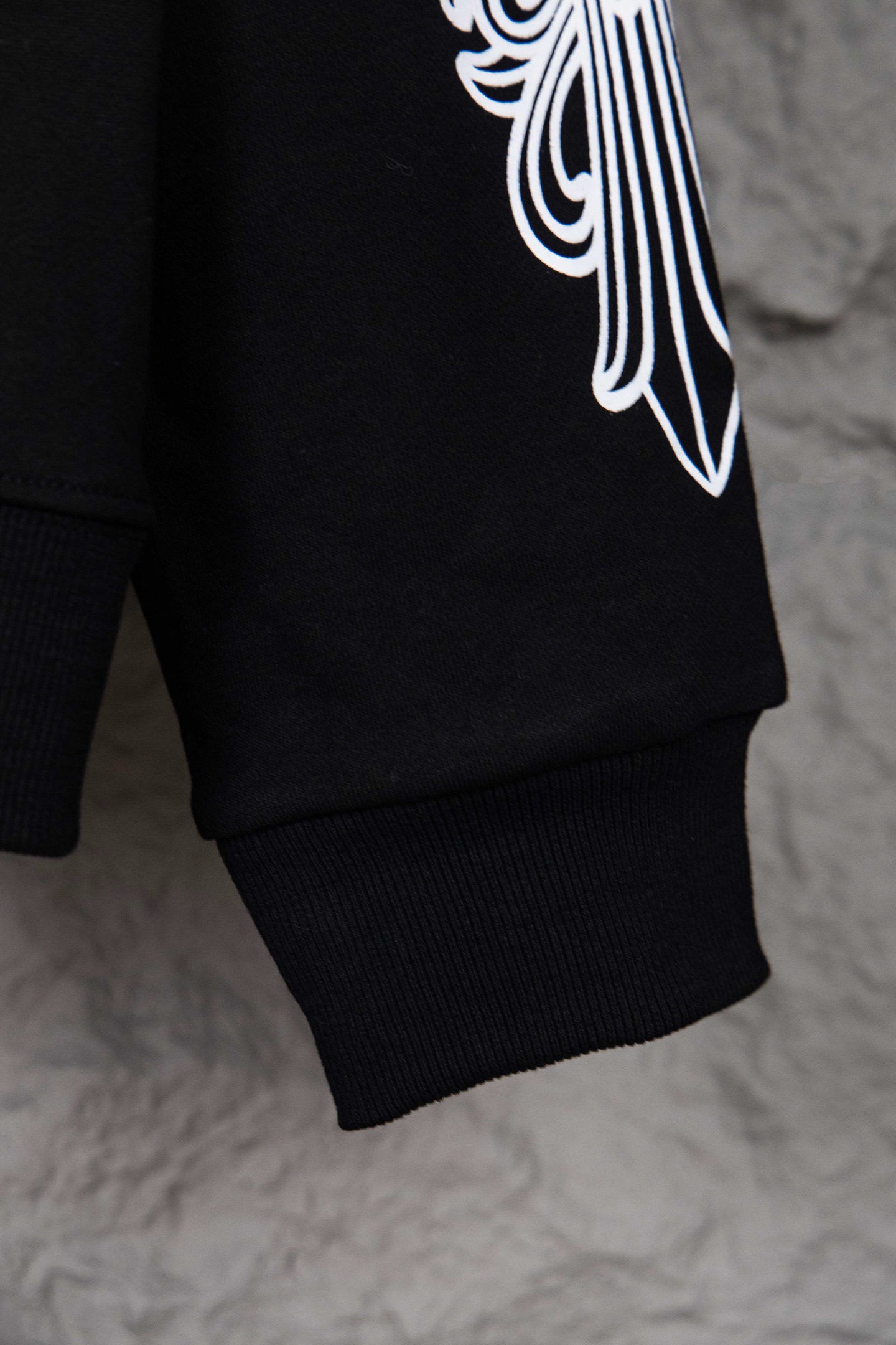 Chrome Hearts/克罗心 25ss 花臂马蹄连帽外套 梵文字母藤花十字马蹄连帽卫衣