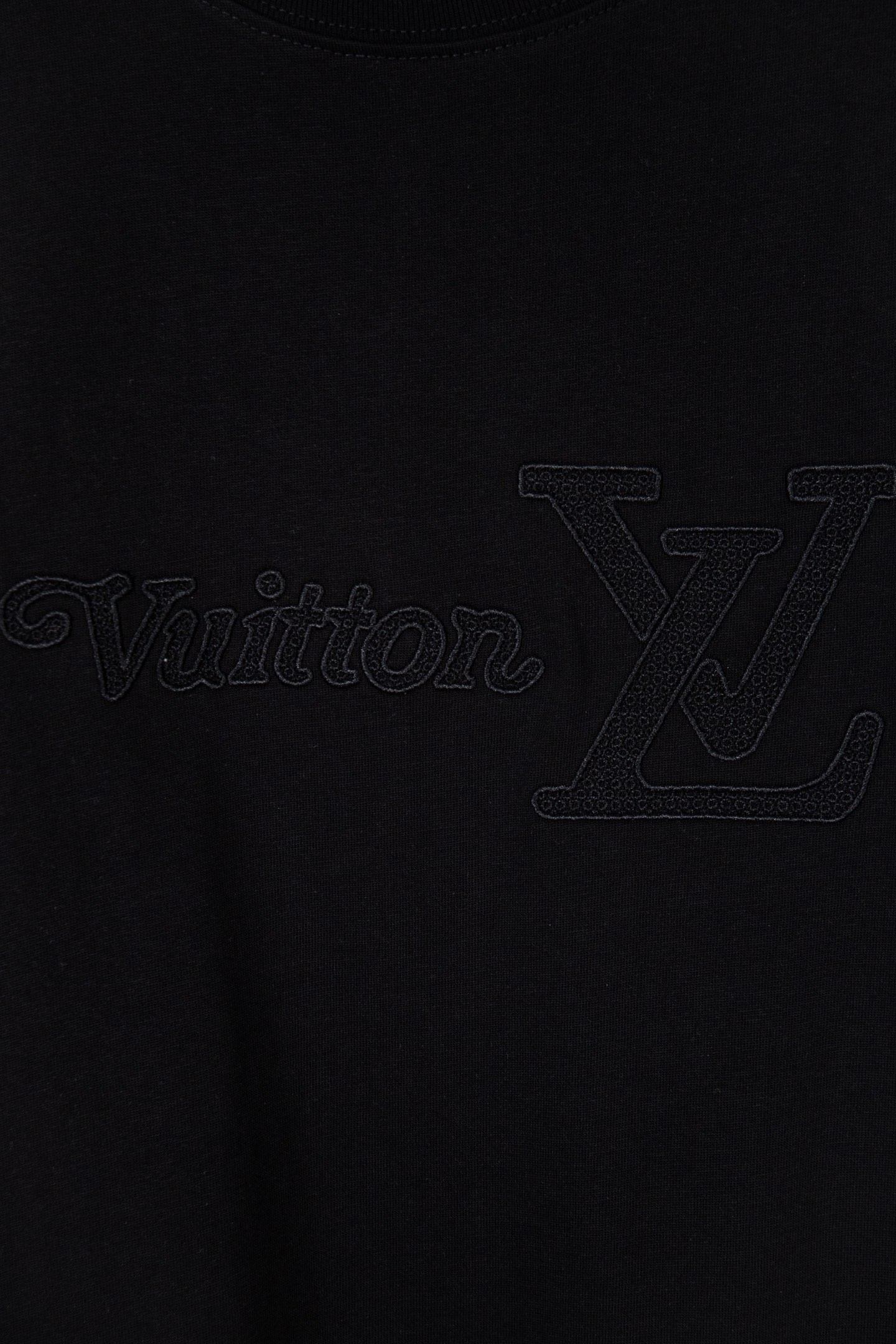 Louis Vuitton Classic Handcrafted Luxury Leather Shoulder Bag 6