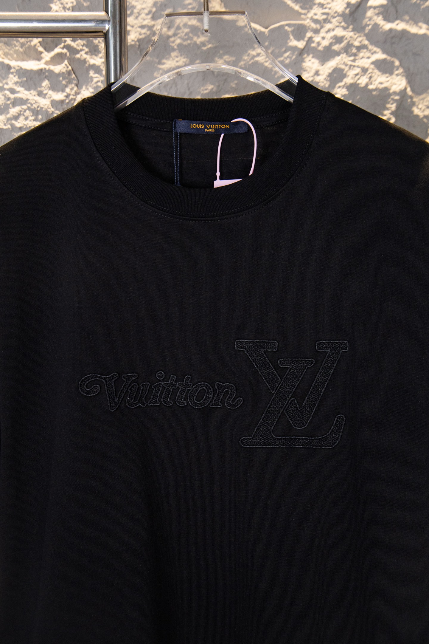 Louis Vuitton Classic Handcrafted Luxury Leather Shoulder Bag 5