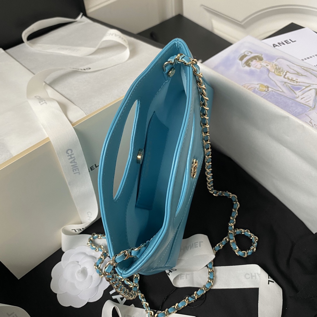 chane24C最新mini31bag横版A真的是精致又小巧经典与奢华的完美融合包袋设计简洁大方尺寸适中