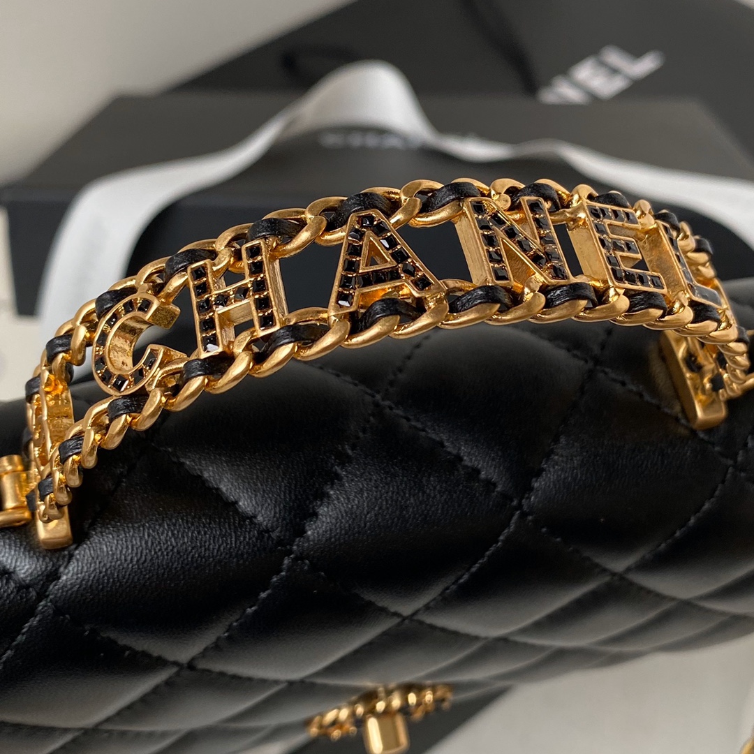 Chanel Luxury Designer Handbag Shoulder Bag in fine calfskin 4