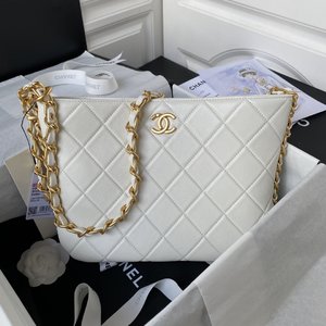 Chanel Handbags Crossbody & Shoulder Bags Casual