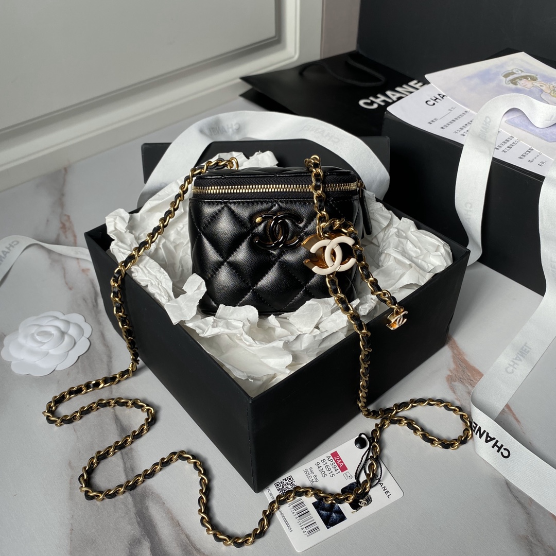 Chanel Handbags Cosmetic Bags