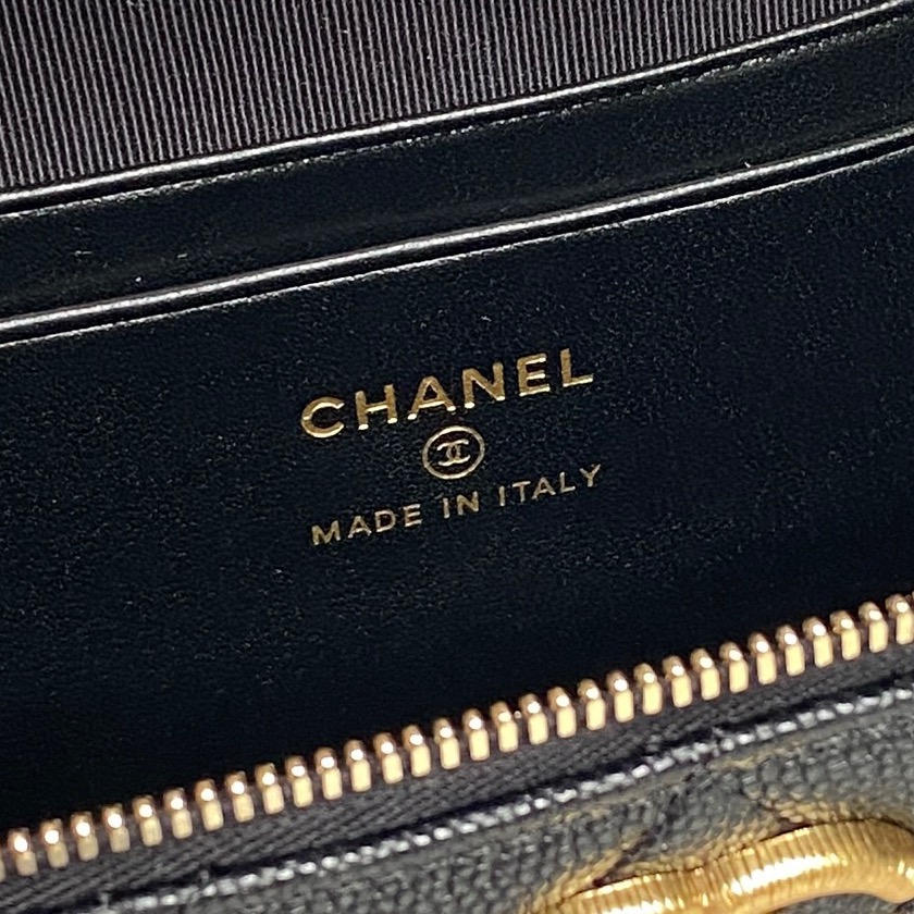 Chanel Style Leather Clutch Bags Clutch detail image 9 from source 770343