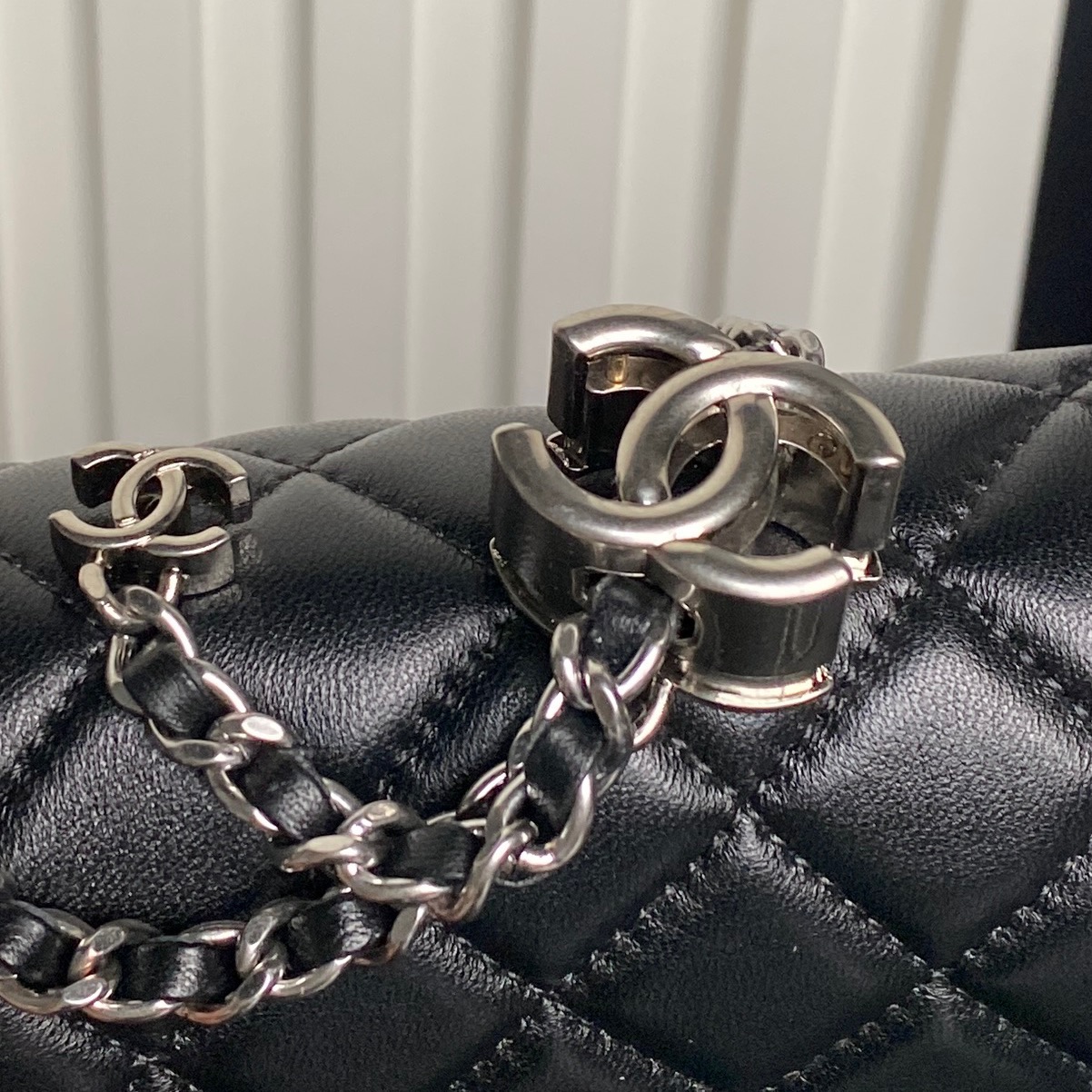 Chanel Style Leather Chain Bag style reference detail image 4 from source 785925