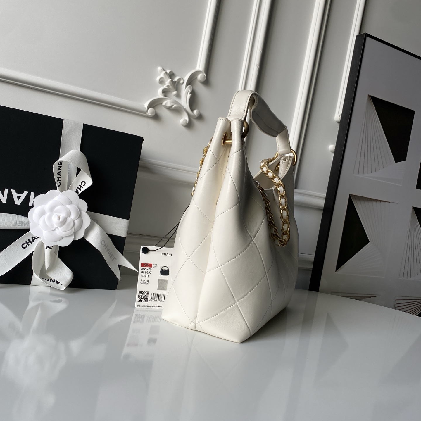 Chanel Style Leather Hobo Bag style reference detail image 5 from source 764375