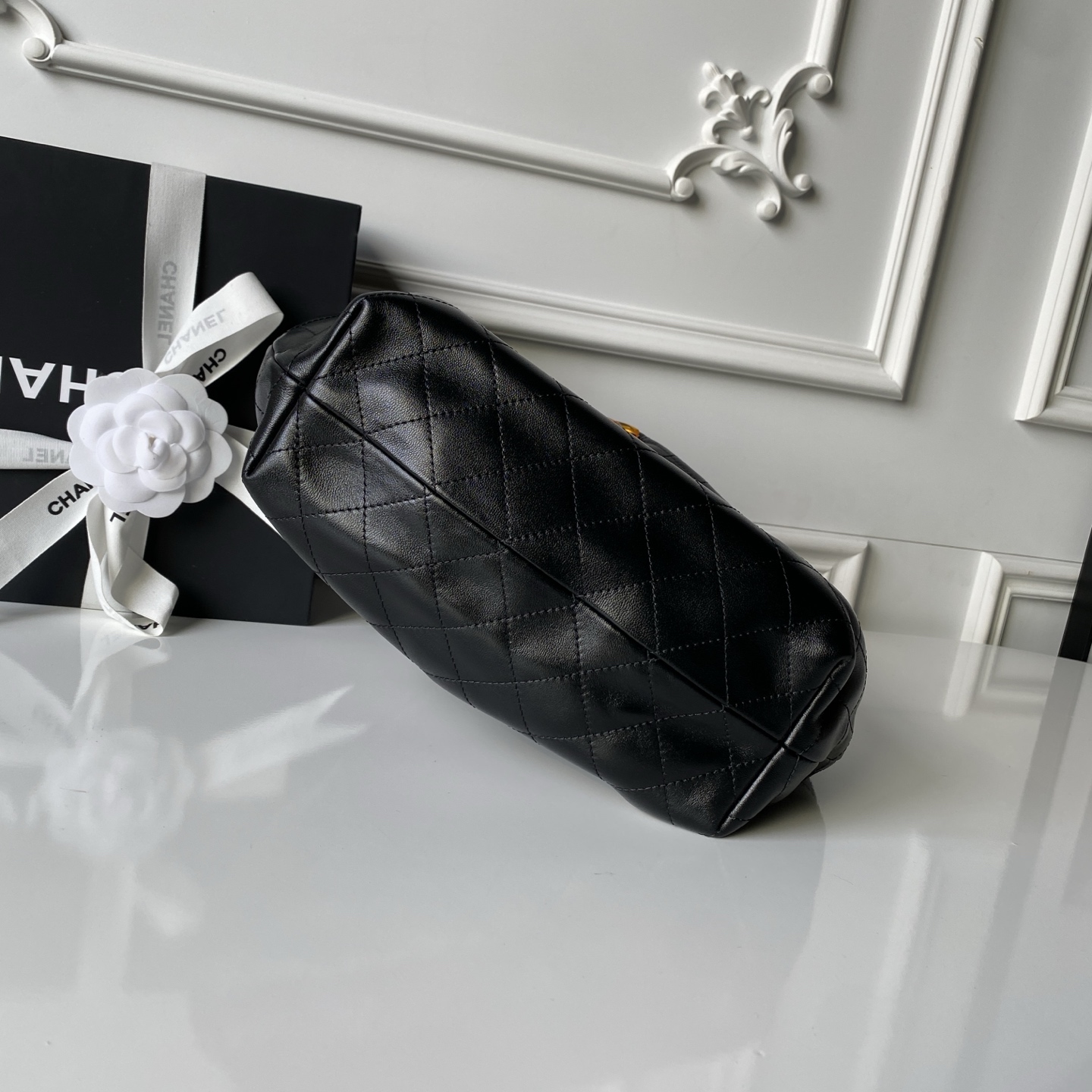 Chanel Style Leather Bag style reference detail image 5 from source 764383