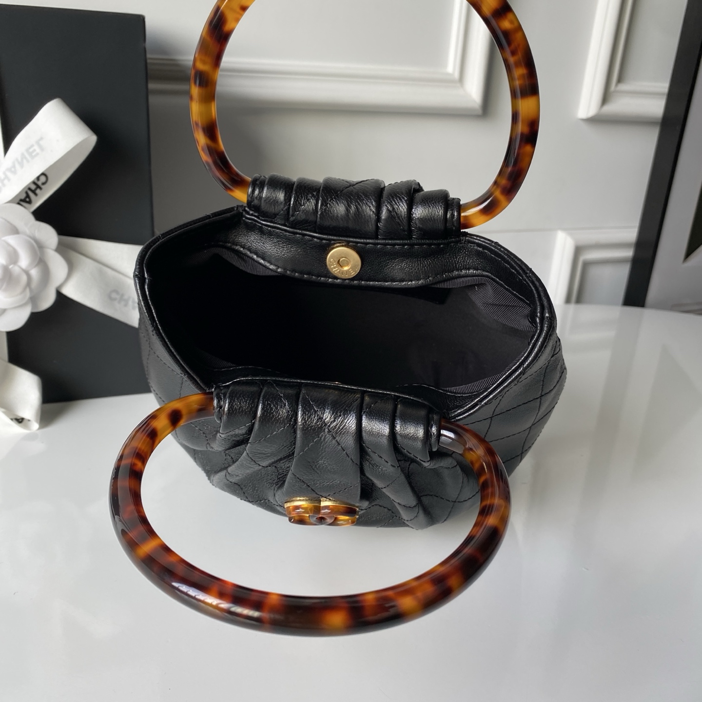 Chanel Style Leather Bag style reference detail image 8 from source 764379