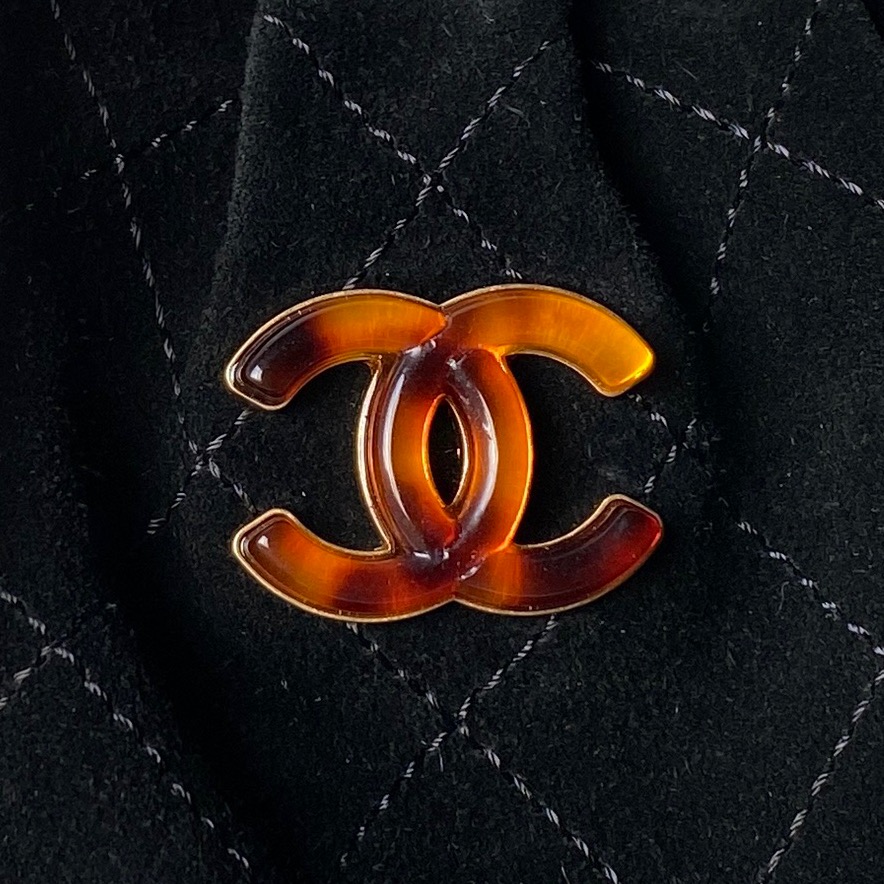 Chanel Style Leather Bag style reference detail image 3 from source 764380