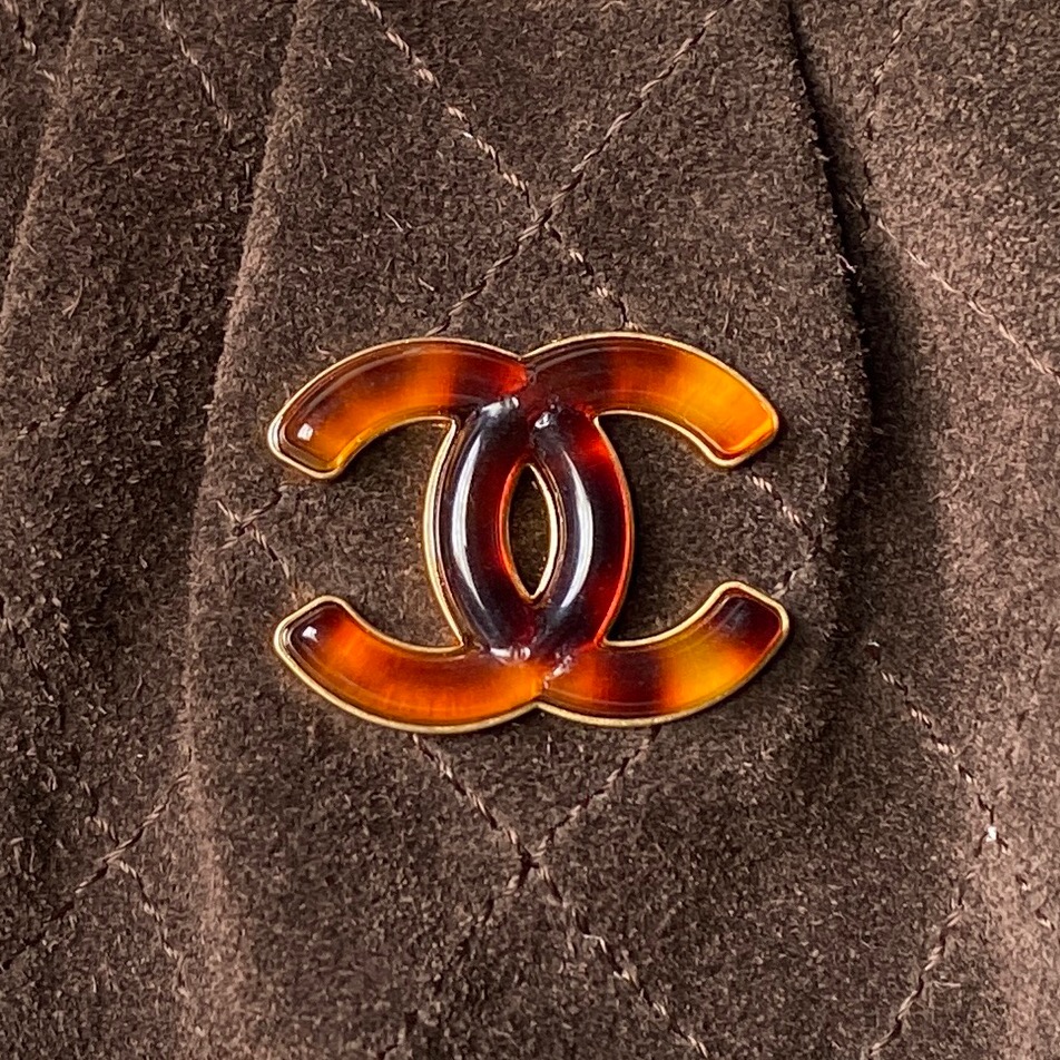 Chanel Style Leather Bag style reference detail image 3 from source 764381