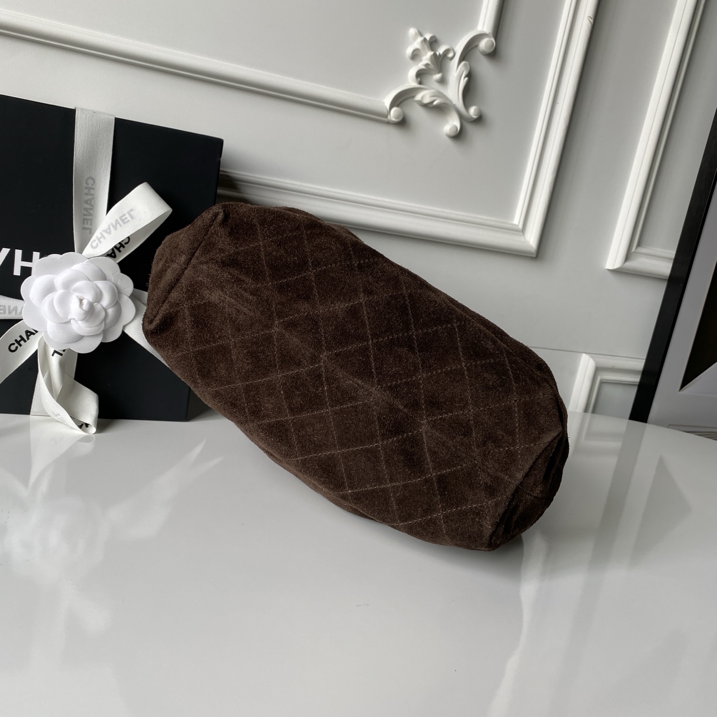 Chanel Style Leather Bag style reference detail image 6 from source 764381