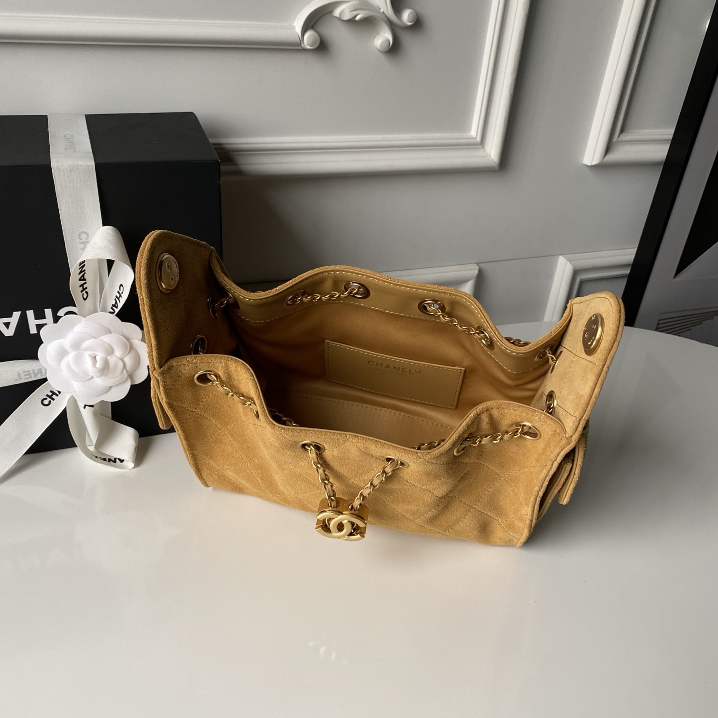 Chanel Style Leather Hobo Bag style reference detail image 8 from source 764342