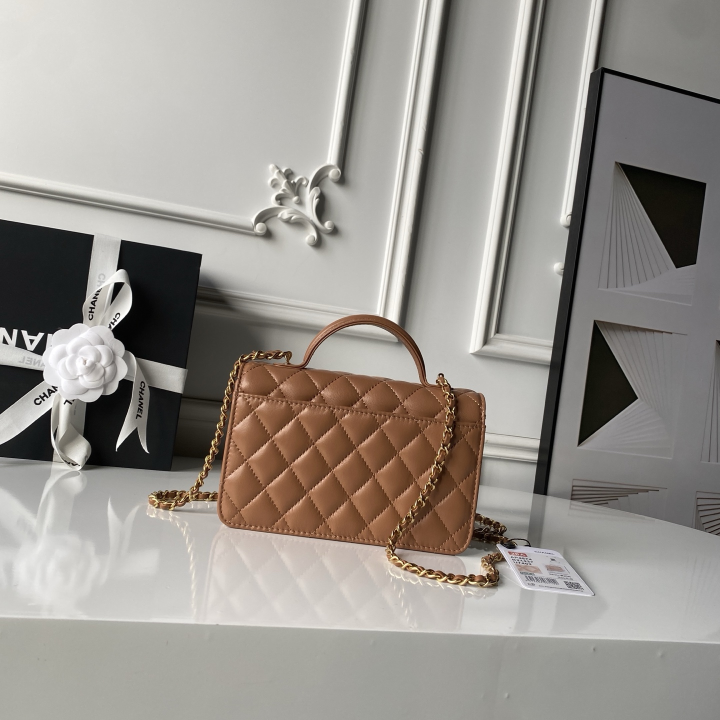 Chanel Style Leather Messenger Bag Lookbook Reference image 2
