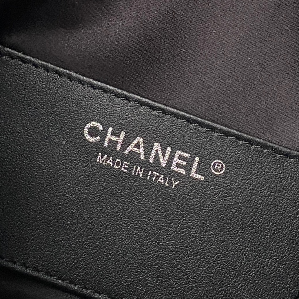 Chanel Style Leather Hobo Bag style reference detail image 9 from source 764346