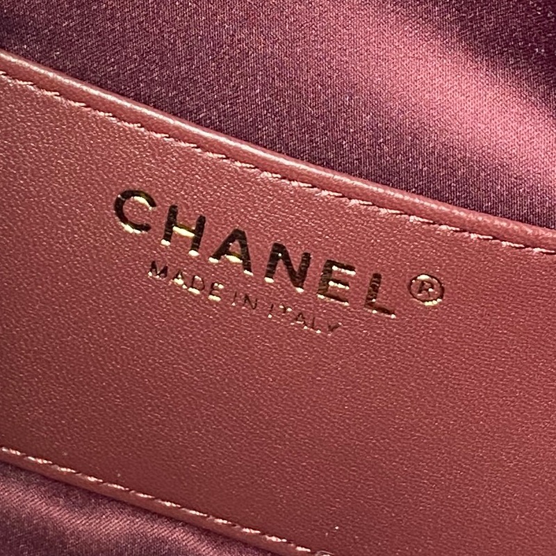 Chanel Style Leather Hobo Bag style reference detail image 9 from source 764345