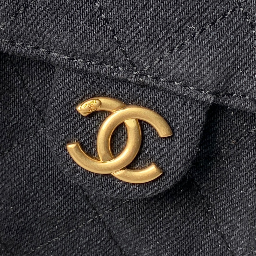 Chanel Style Leather Hobo Bag style reference detail image 4 from source 764344