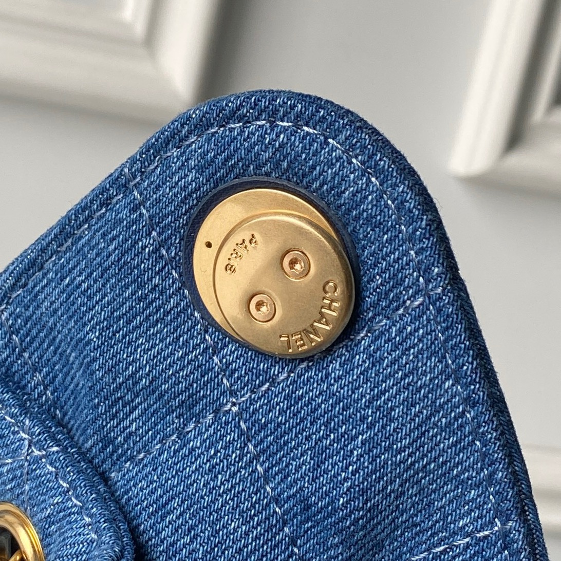 Chanel Style Leather Hobo Bag style reference detail image 7 from source 764343