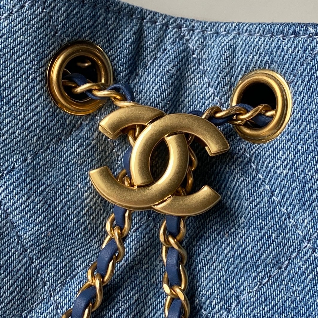 Chanel Style Leather Hobo Bag style reference detail image 3 from source 764343