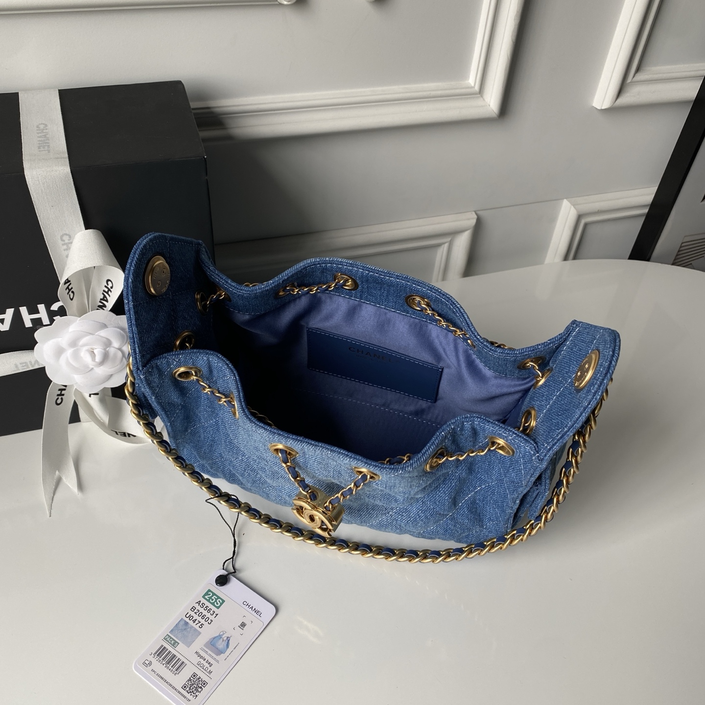 Chanel Style Leather Hobo Bag style reference detail image 8 from source 764343