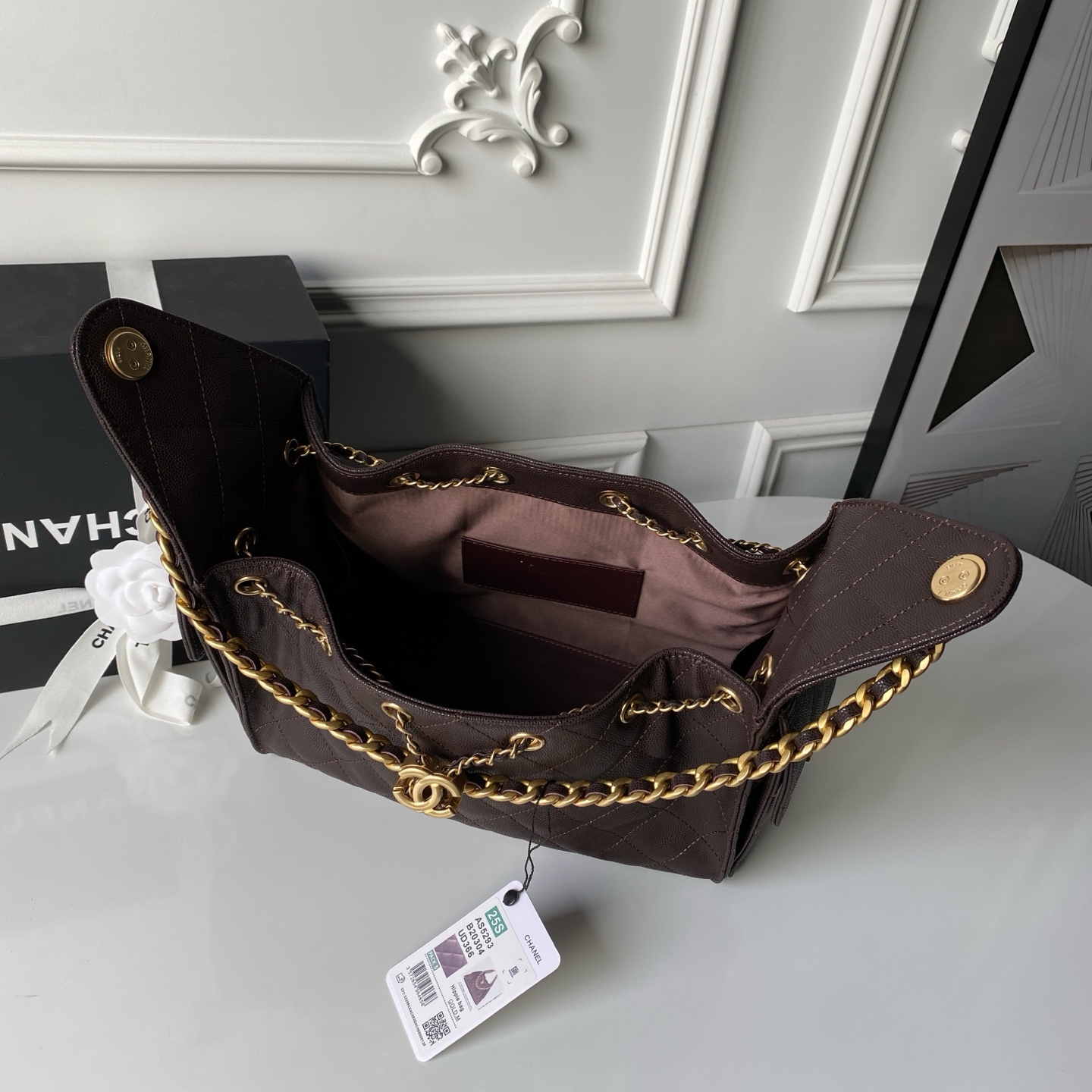 Chanel Style Leather Hobo Bag style reference detail image 7 from source 764348