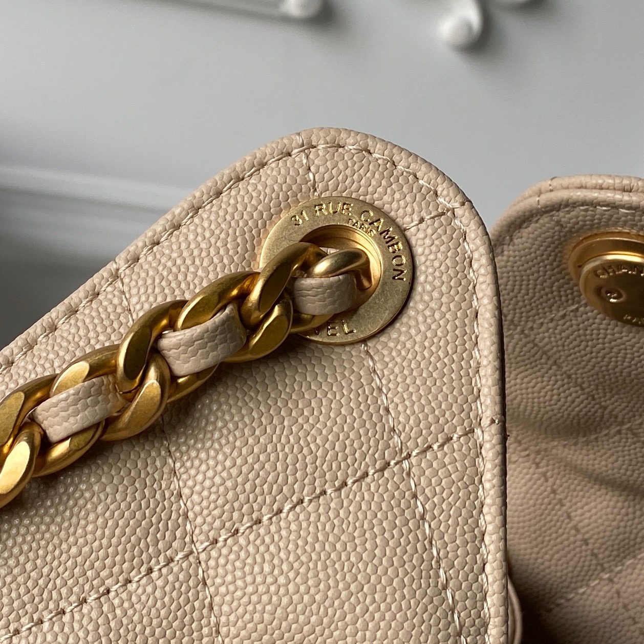 Chanel Style Leather Hobo Bag style reference detail image 4 from source 785927