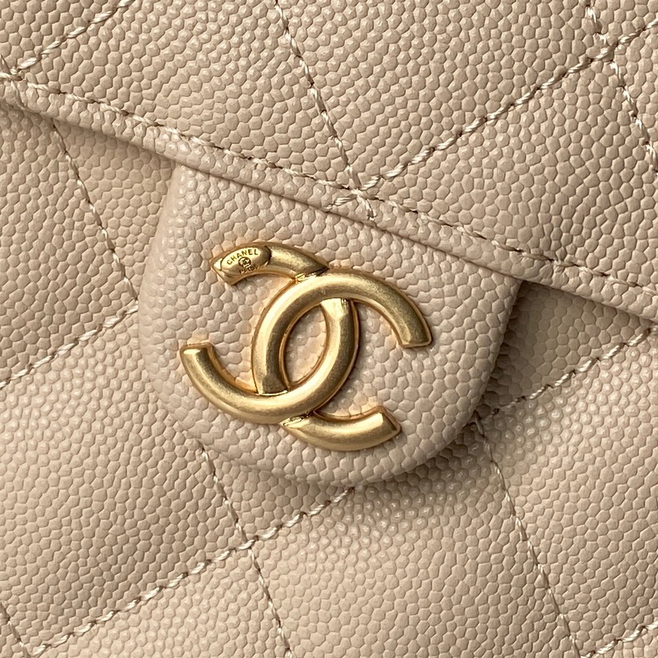 Chanel Style Leather Hobo Bag style reference detail image 6 from source 785927