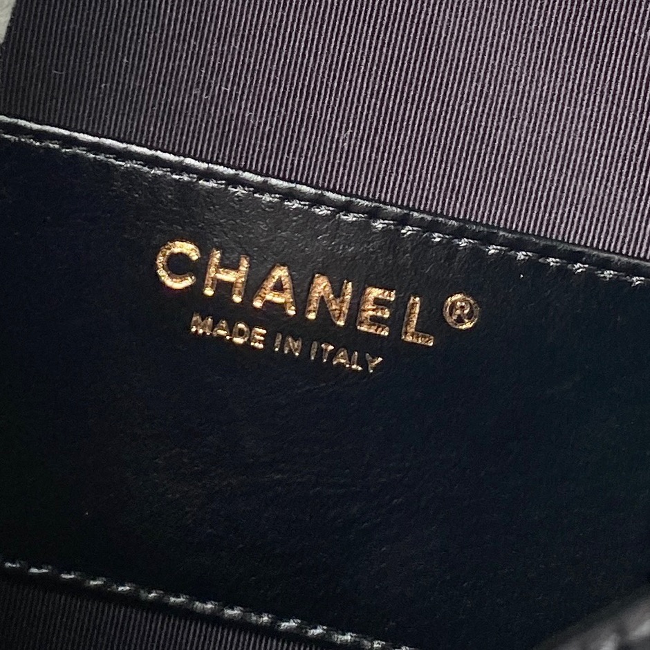 Chanel Style Leather Hobo Bag style reference detail image 9 from source 764373