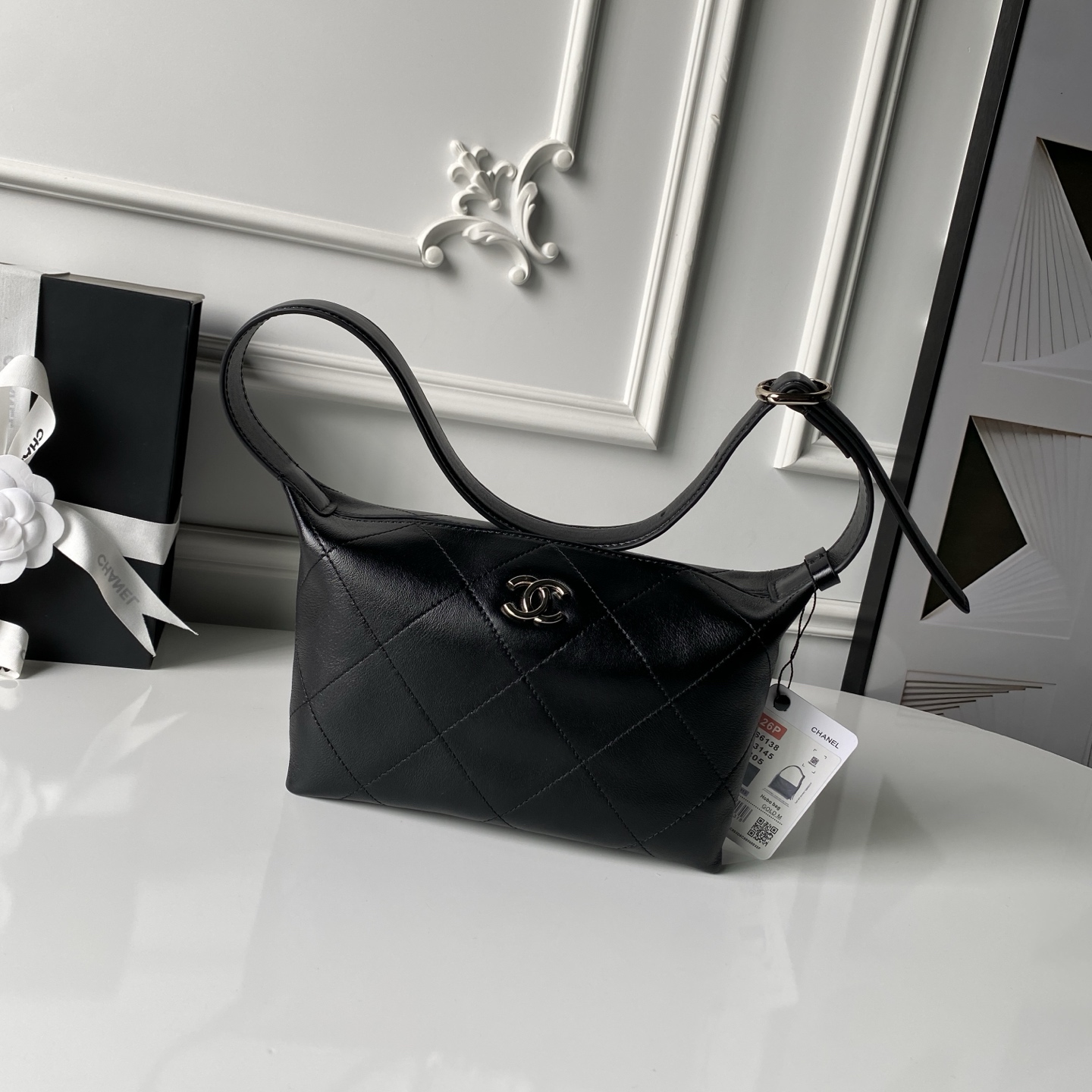 Chanel Style Black Leather Hobo Bag Lookbook Reference image 2