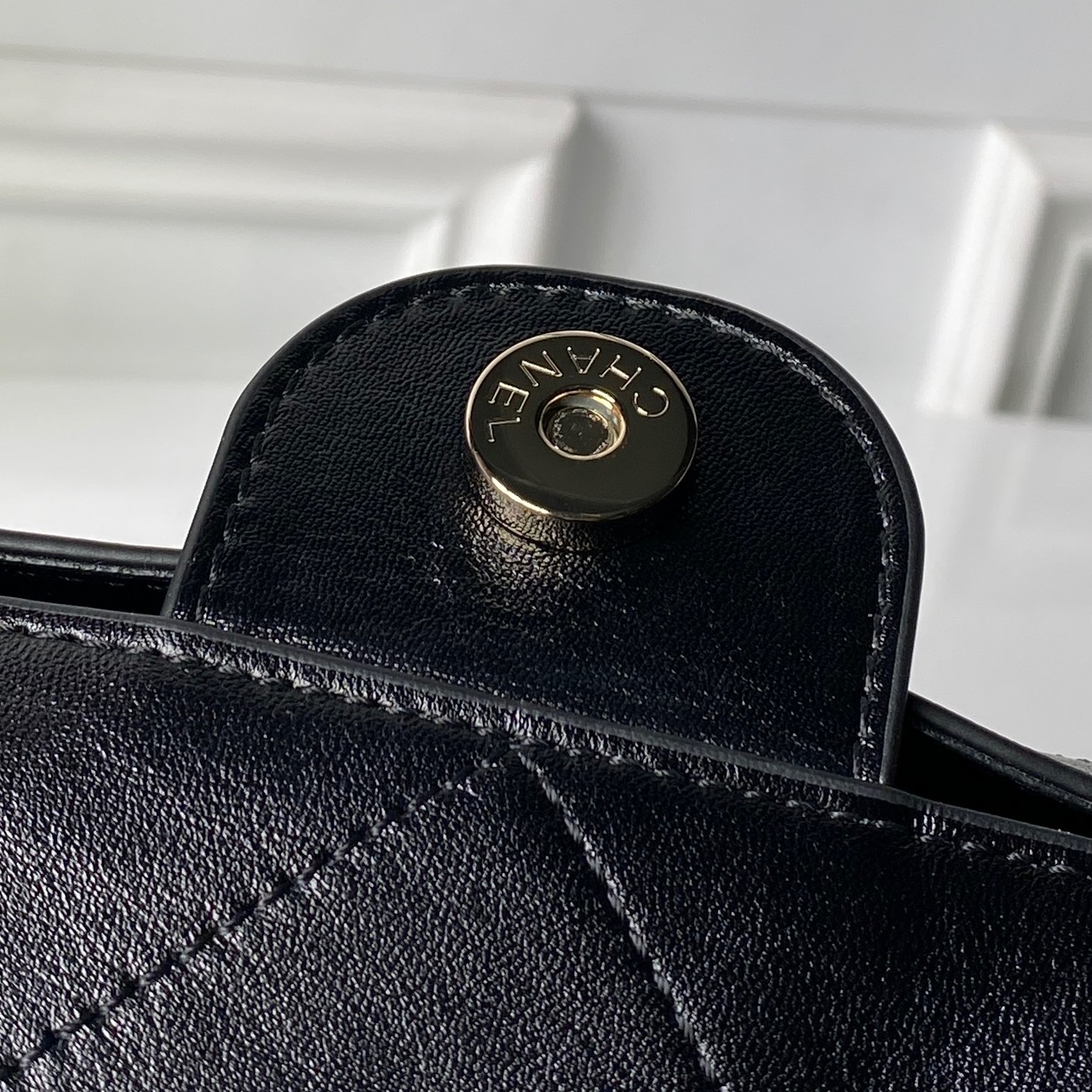 Chanel Style Black Leather Hobo Bag style reference detail image 9 from source 764385