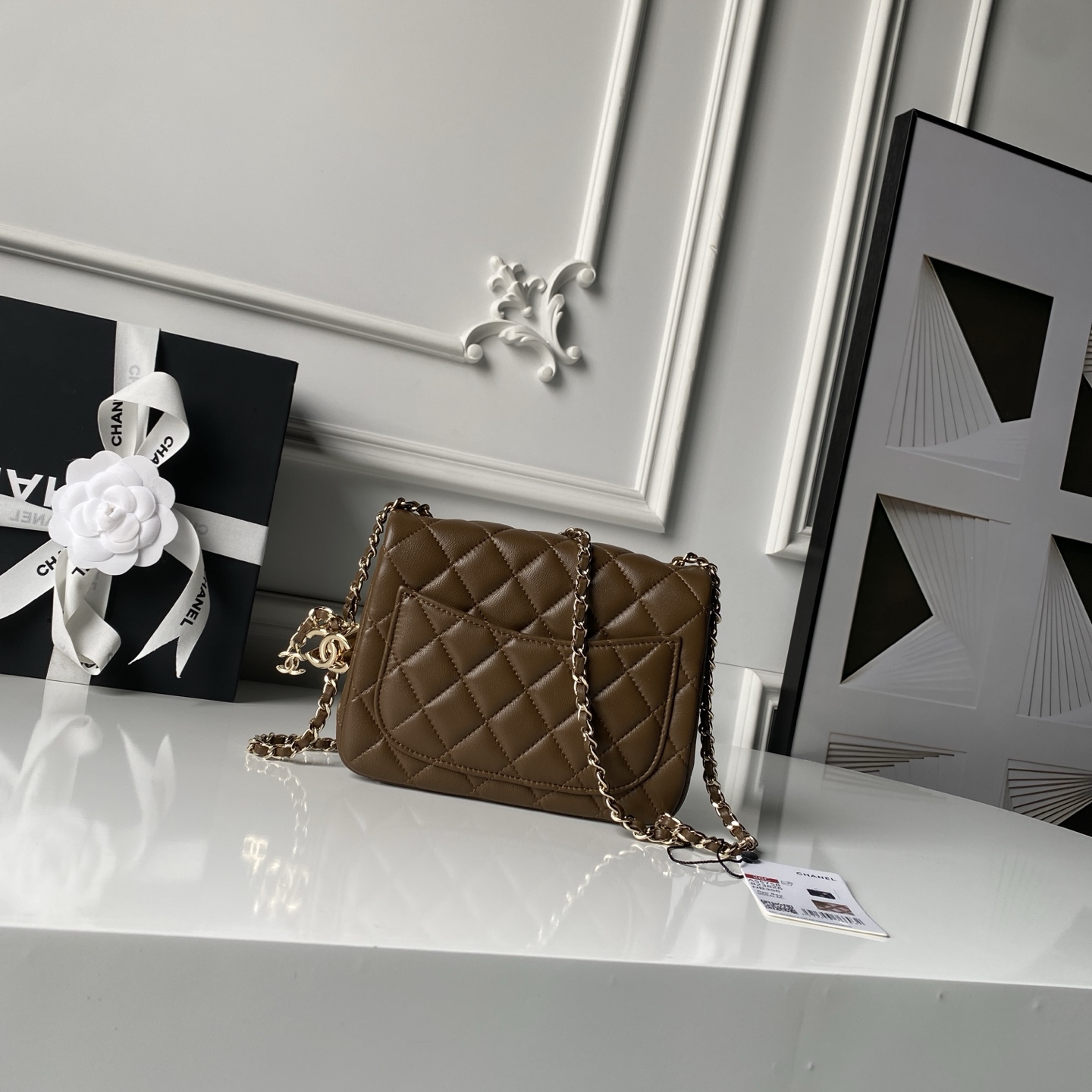 Chanel Style Leather Chain Bag Lookbook Reference image 2