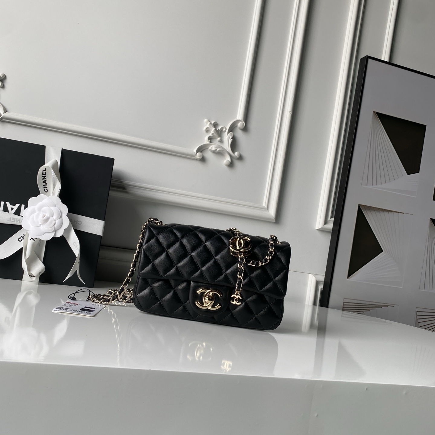 Chanel Style Leather Chain Bag Lookbook Reference image 1