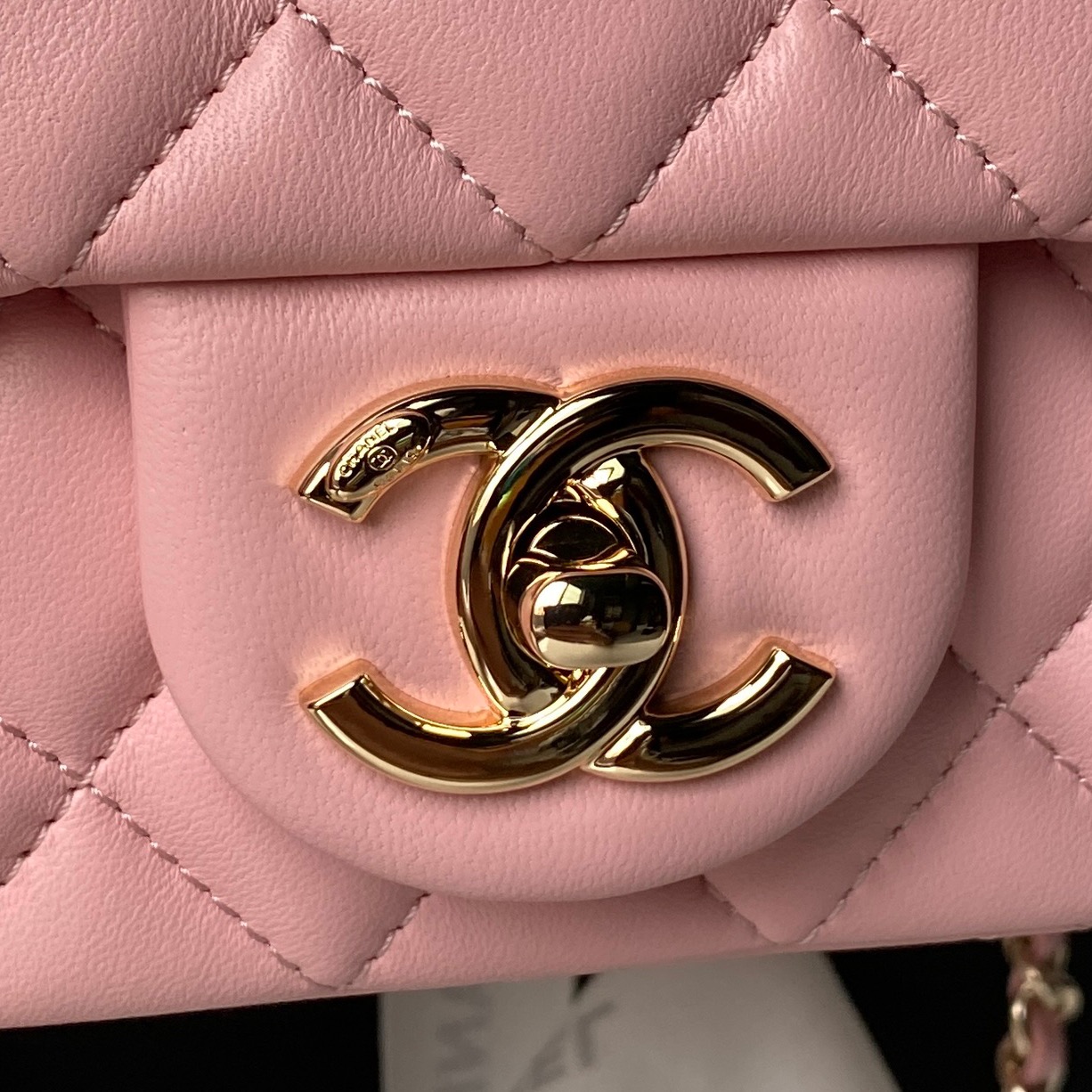 Chanel Style Leather Chain Bag style reference detail image 3 from source 776479