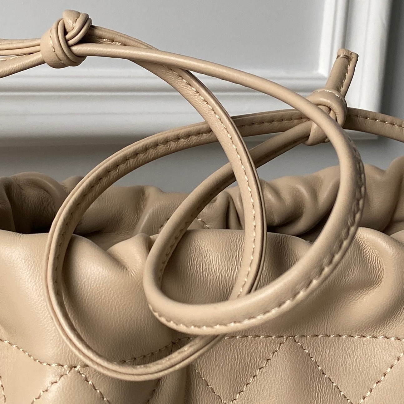 Chanel Style Leather Bag style reference detail image 5 from source 770401