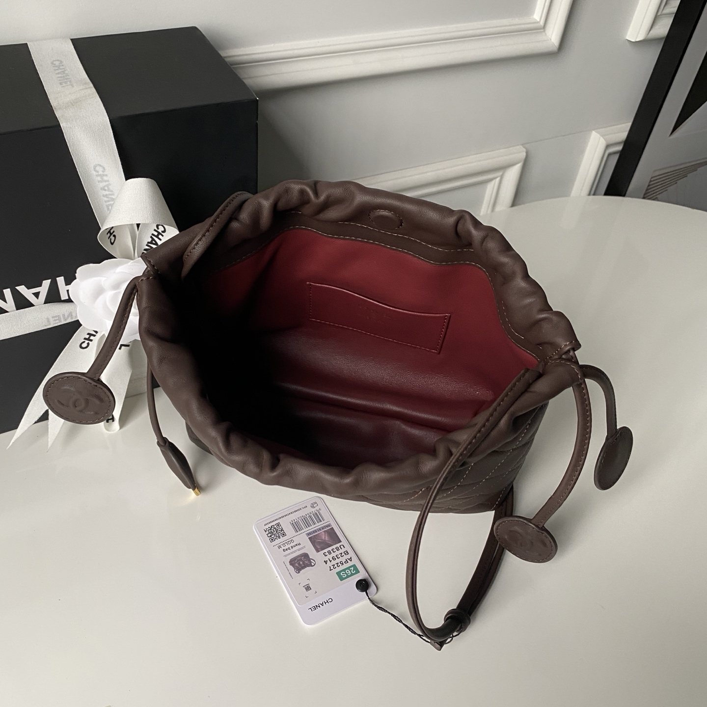Chanel Style Leather Bag style reference detail image 8 from source 770400