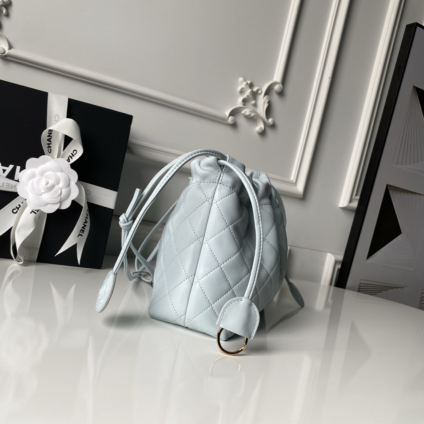 Chanel Style Leather Bag style reference detail image 6 from source 770398