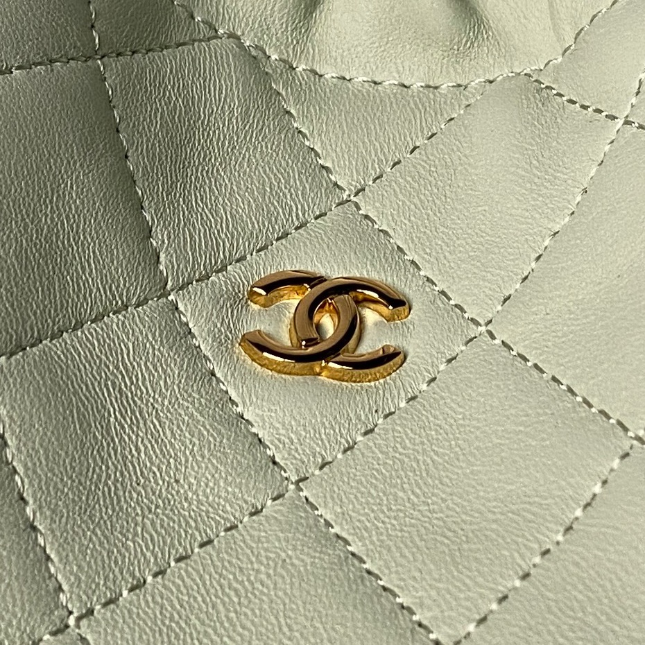 Chanel Style Leather Bag style reference detail image 3 from source 776473
