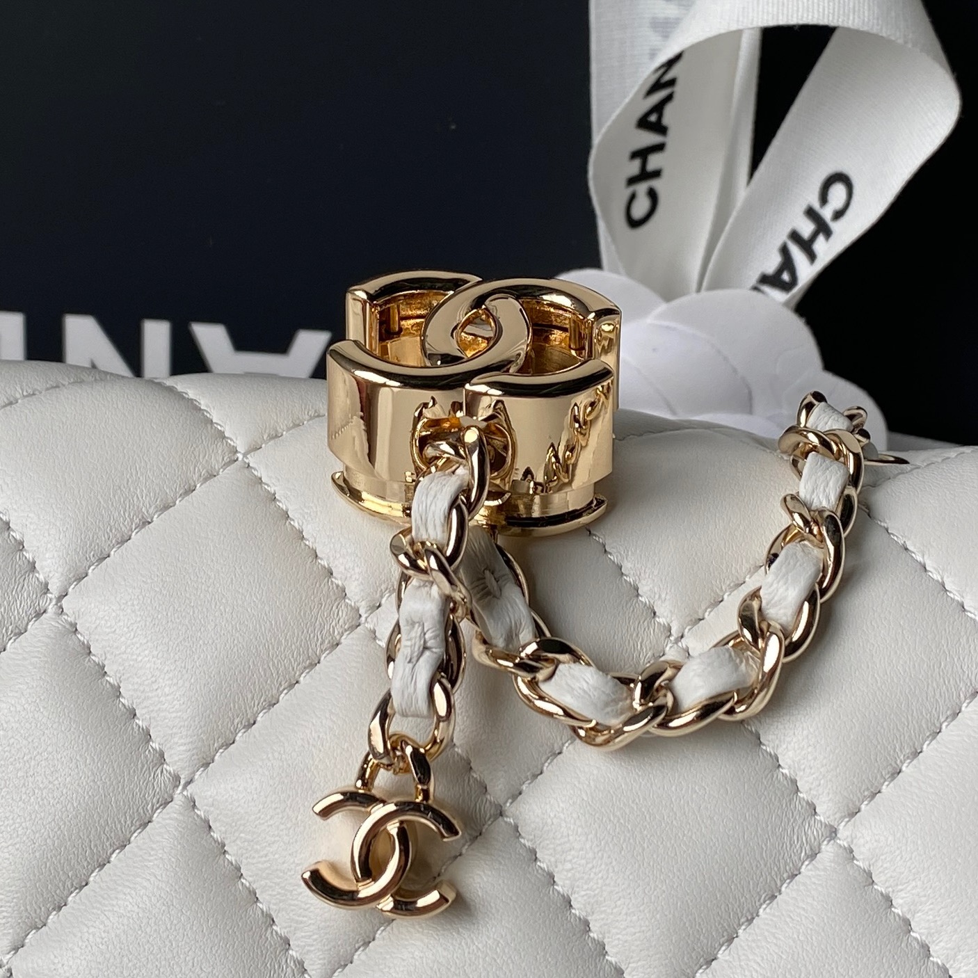 Chanel Style Leather Chain Bag style reference detail image 4 from source 776486