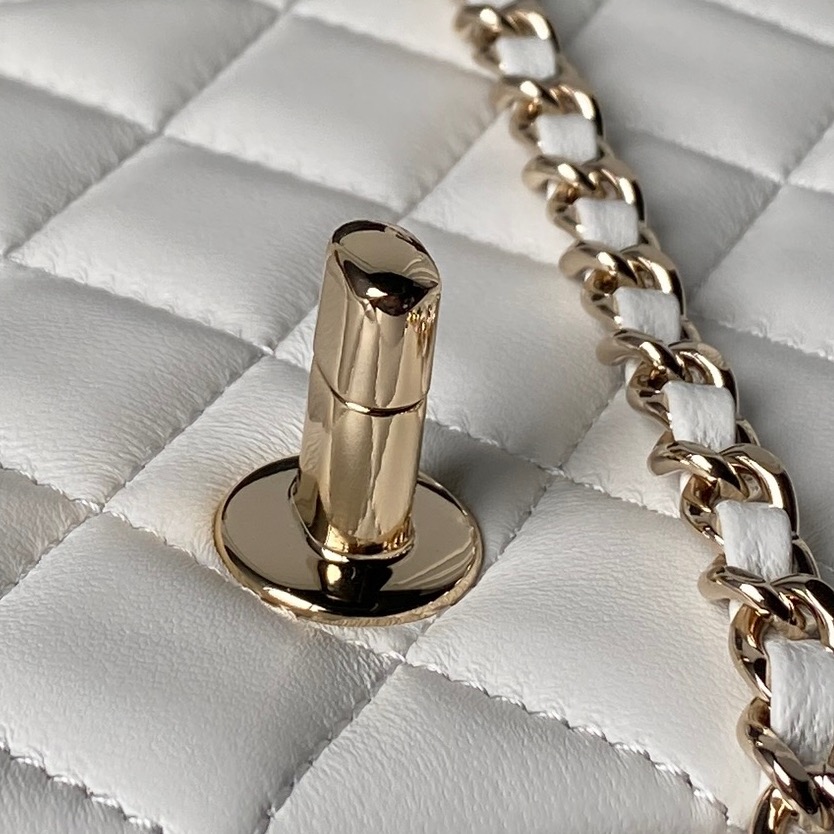 Chanel Style Leather Chain Bag style reference detail image 7 from source 776486