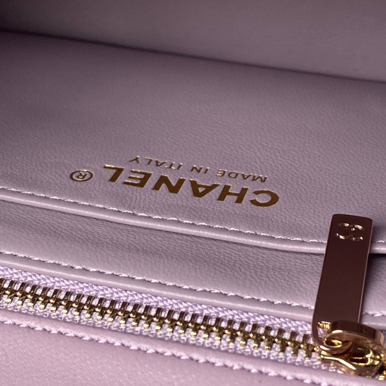 Chanel Style Leather Chain Bag style reference detail image 8 from source 776485