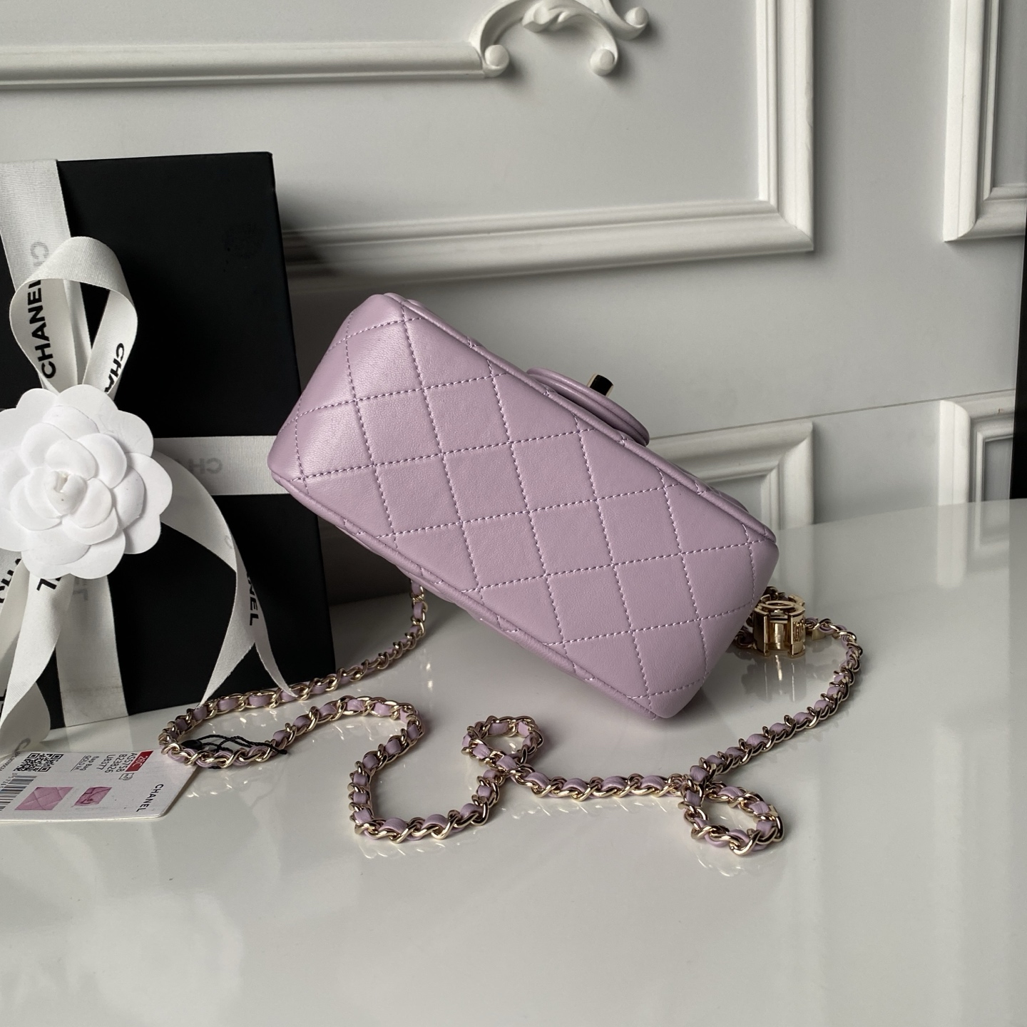 Chanel Style Leather Chain Bag style reference detail image 6 from source 776485