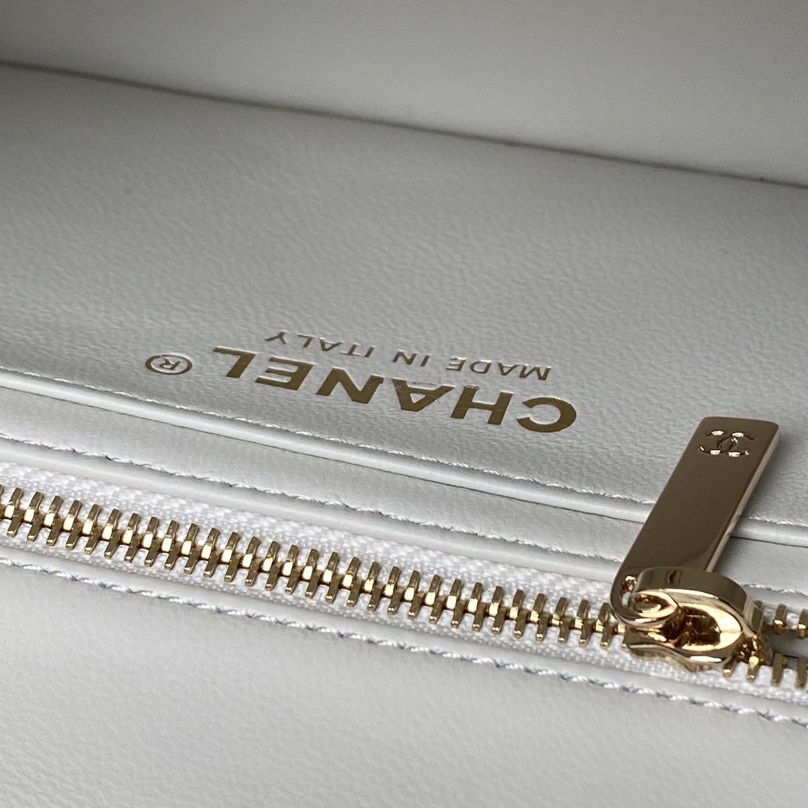 Chanel Style Leather Chain Bag style reference detail image 8 from source 776481