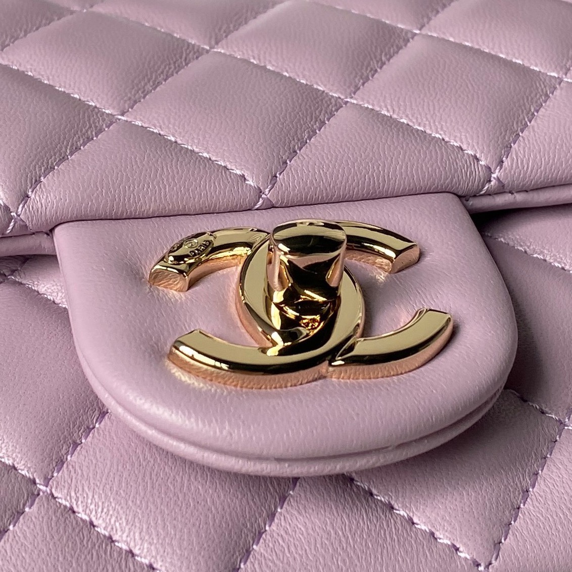 Chanel Style Leather Chain Bag style reference detail image 3 from source 776480