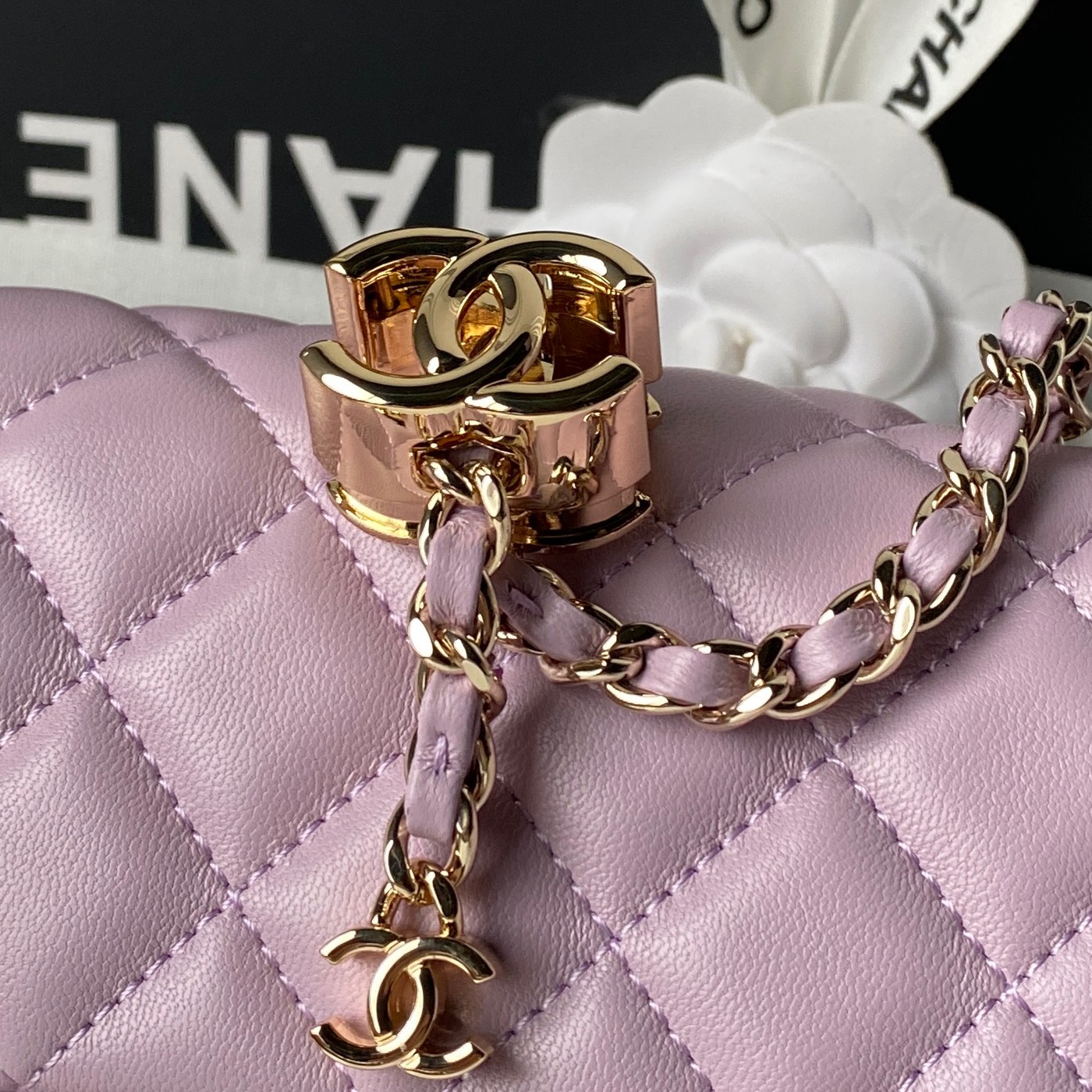 Chanel Style Leather Chain Bag style reference detail image 4 from source 776480