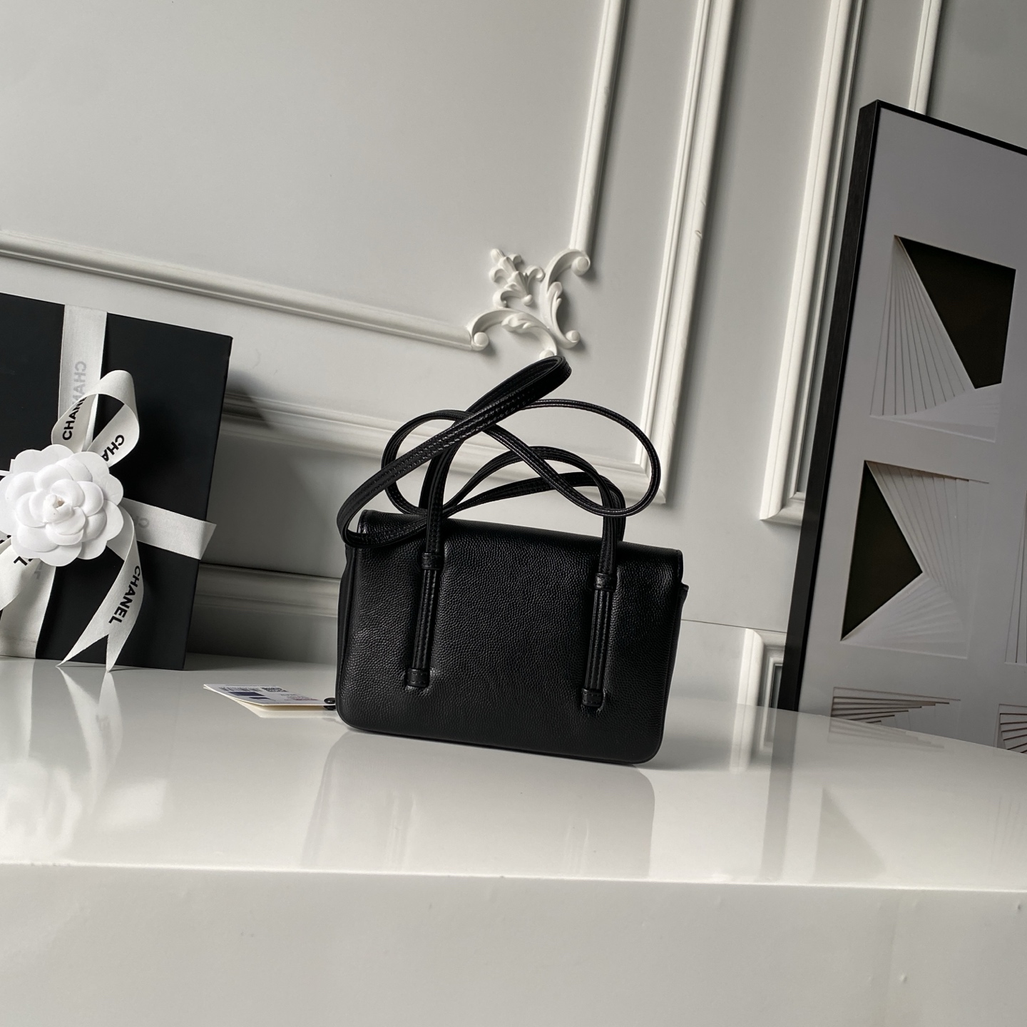 Chanel Style Leather Shoulder Bag style reference detail image 2 from source 776522