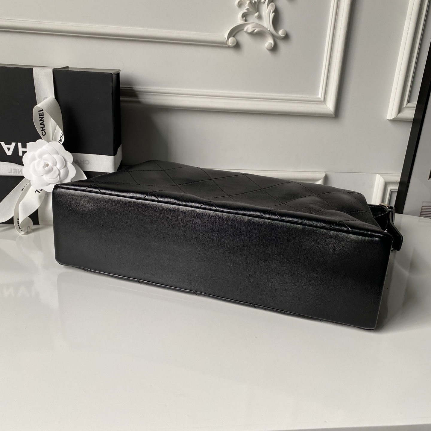 Chanel Style Black Leather Hobo Bag style reference detail image 6 from source 776556