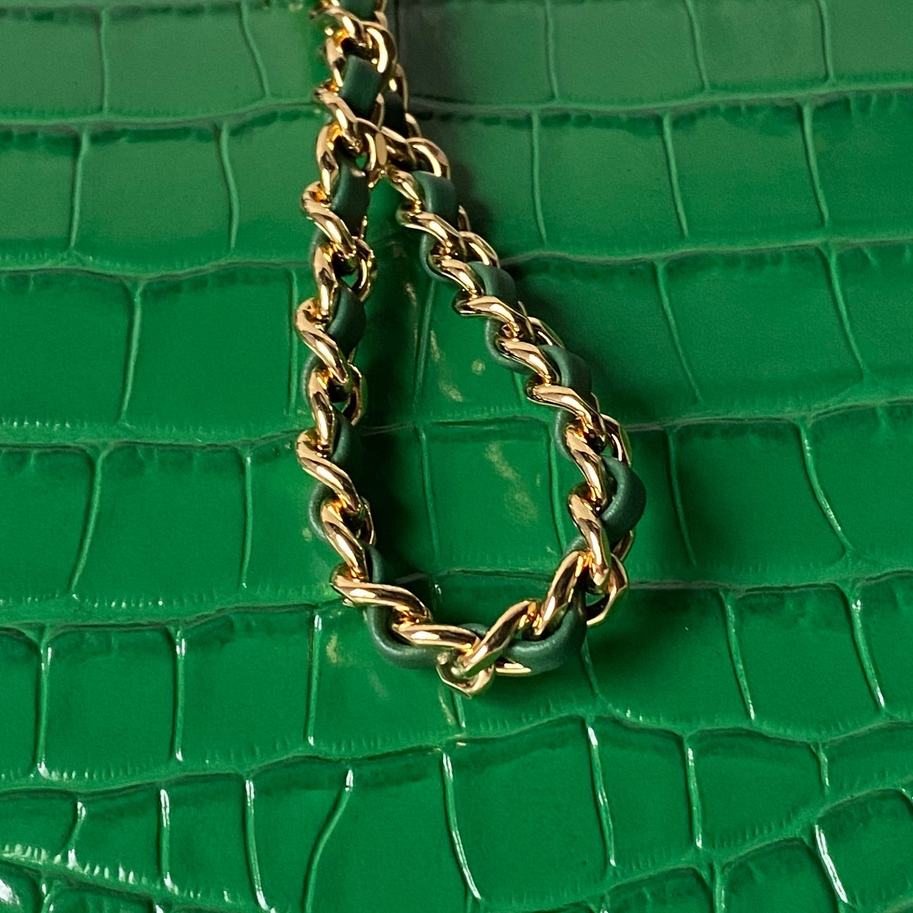 CHANEL Crocodile-Embossed Leather Top Handle bag