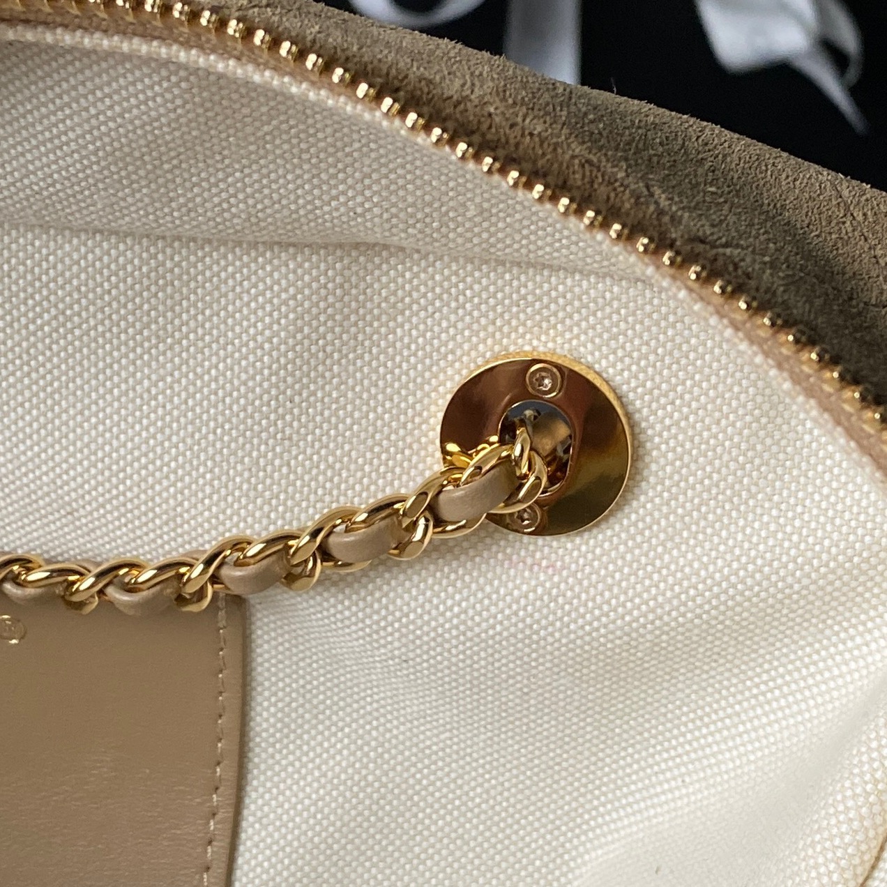 CHANEL Quilted Suede Leather Chain Shoulder Bag