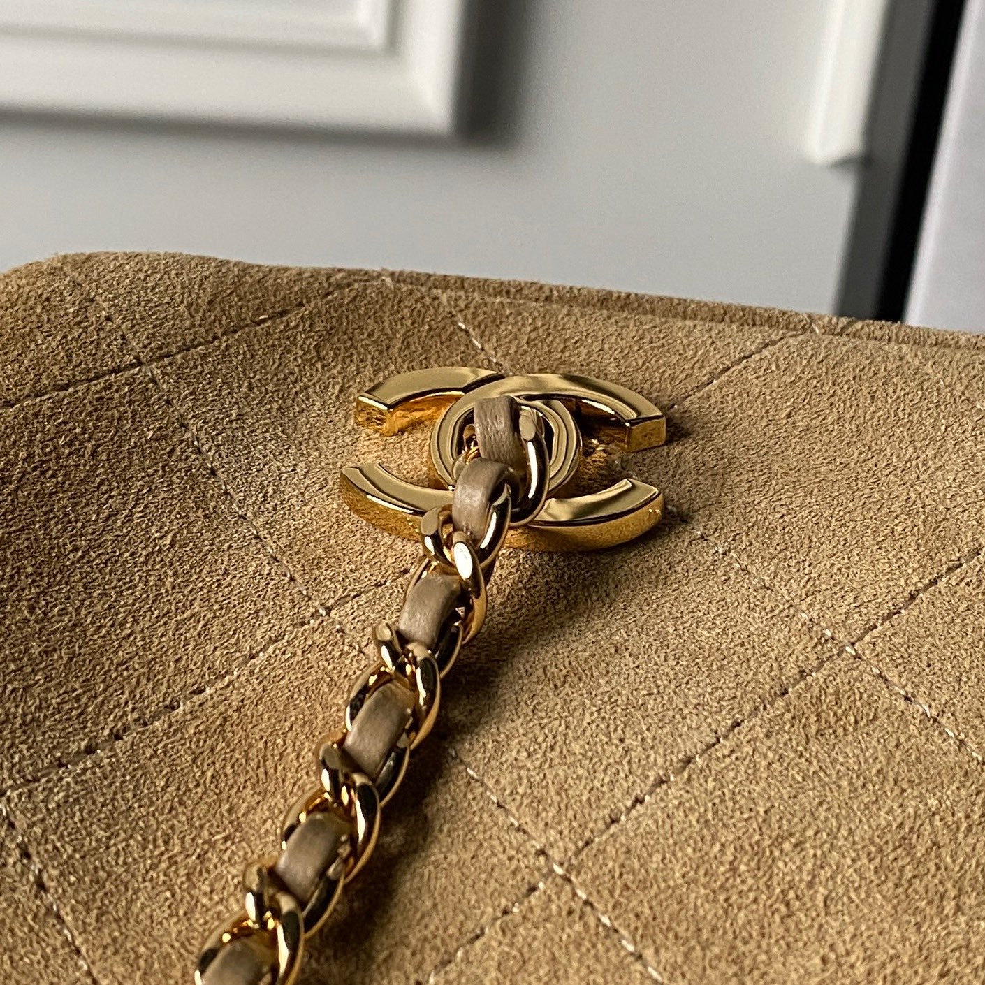 CHANEL Quilted Suede Leather Chain Shoulder Bag